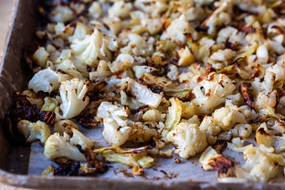 crispy cabbage and cauliflower salad-07