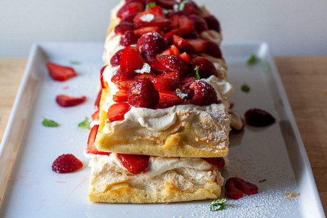 strawberry brita cake-06