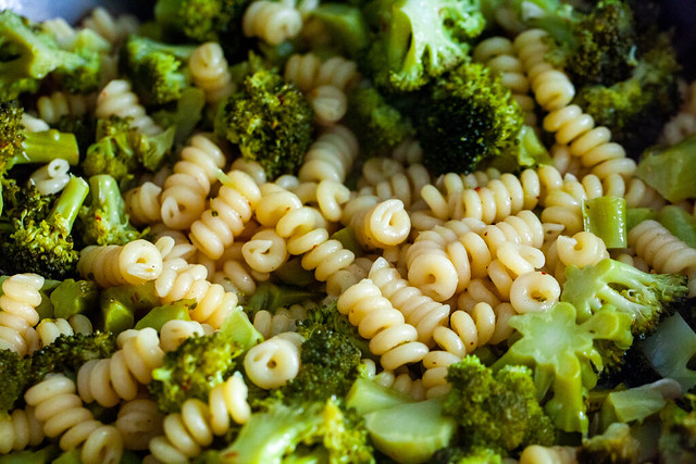 pasta with longer-cooked broccoli-3