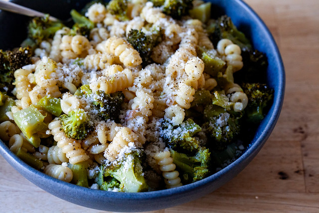 pasta with longer-cooked broccoli-4