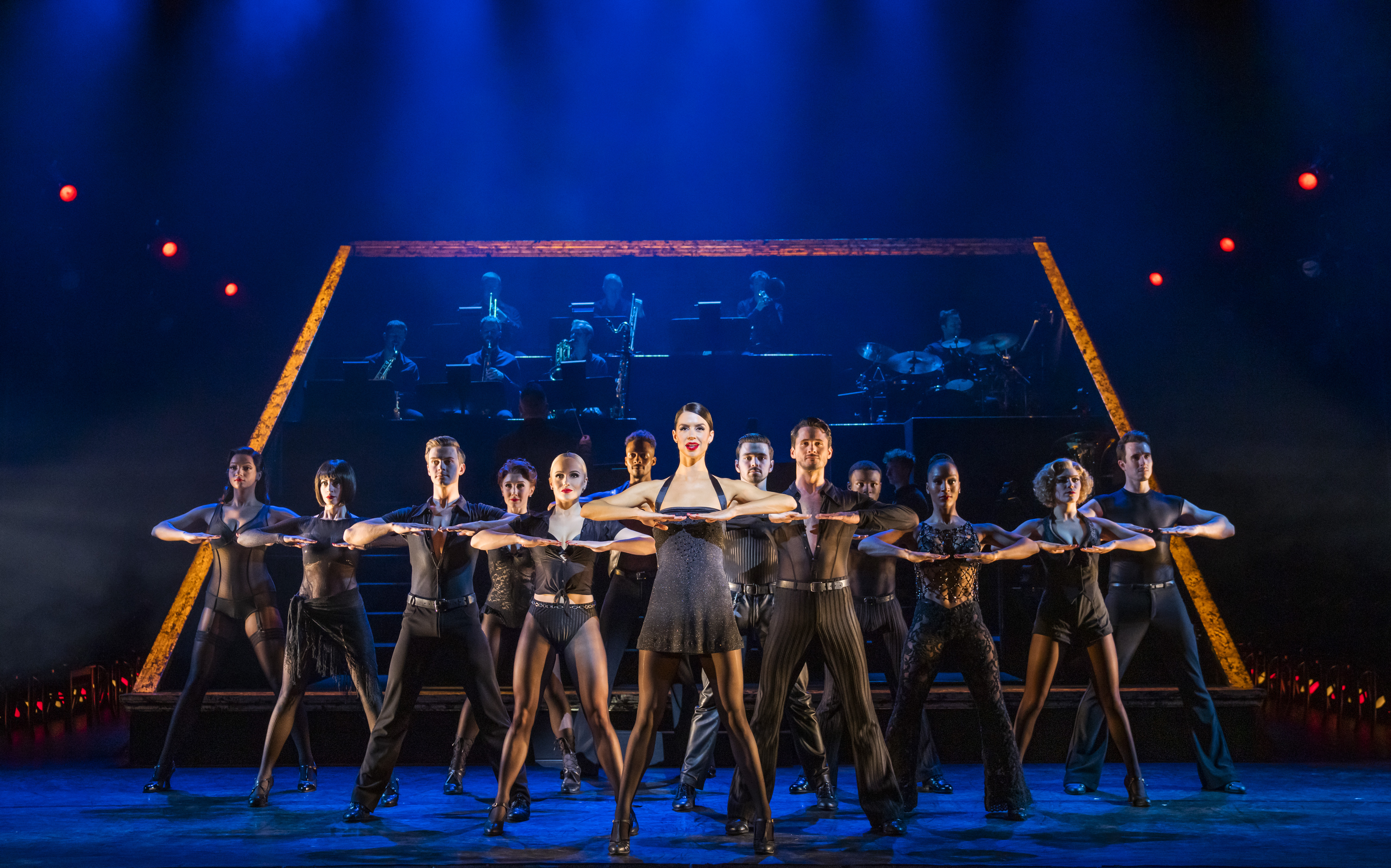 Review Chicago New Wimbledon Theatre Loureviews