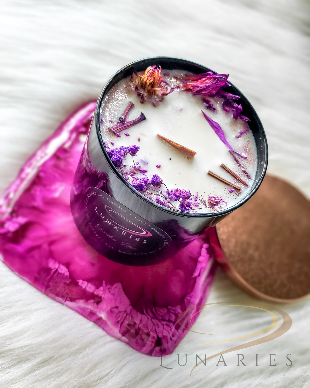 Garden Lilac - Botanical Soy Candle - Image 2