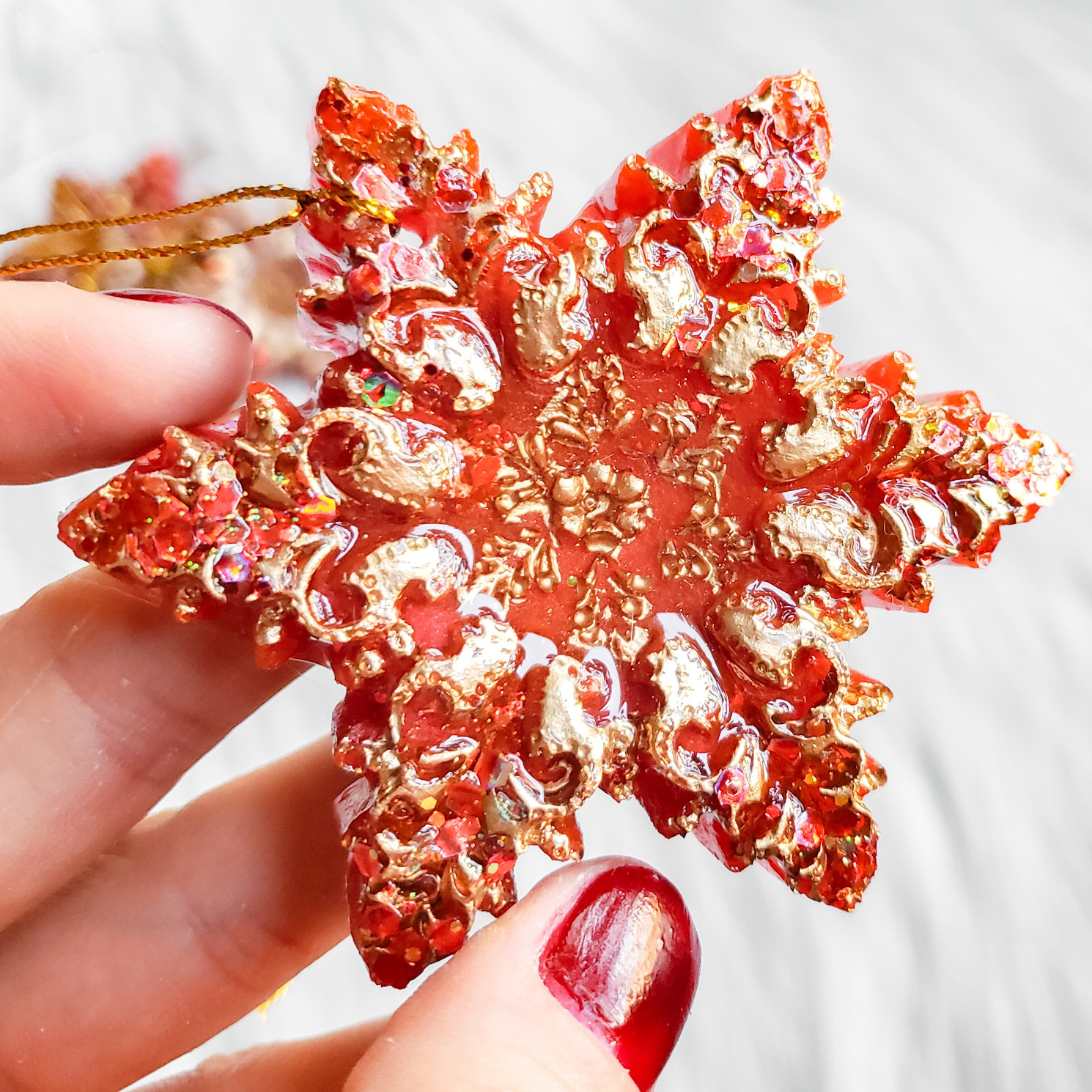 Christmas Ornaments - Red/Gold