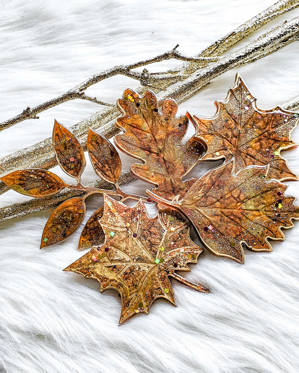 Decorative Leaf / Magnet - Image 2