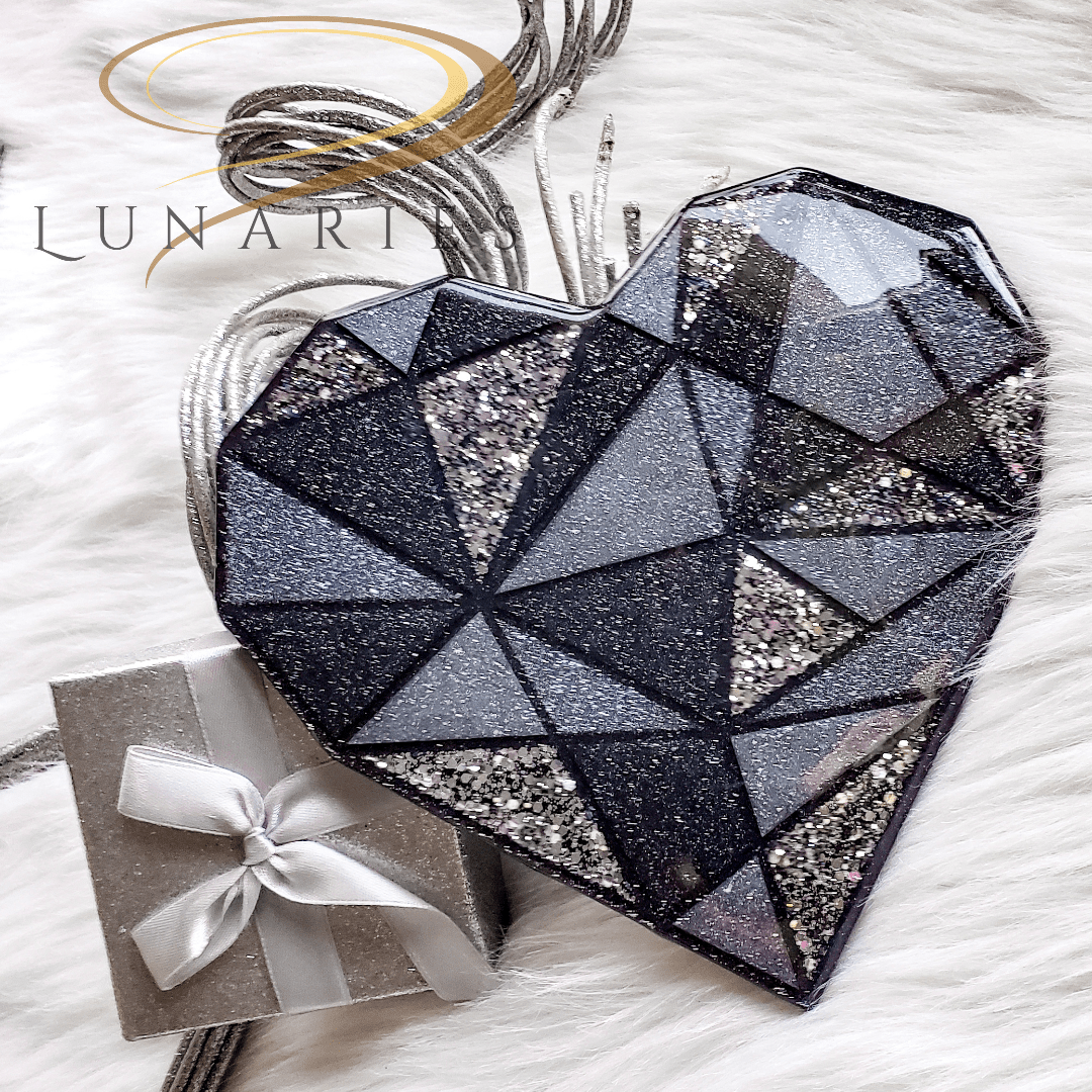 Resin Heart Art - Image 3