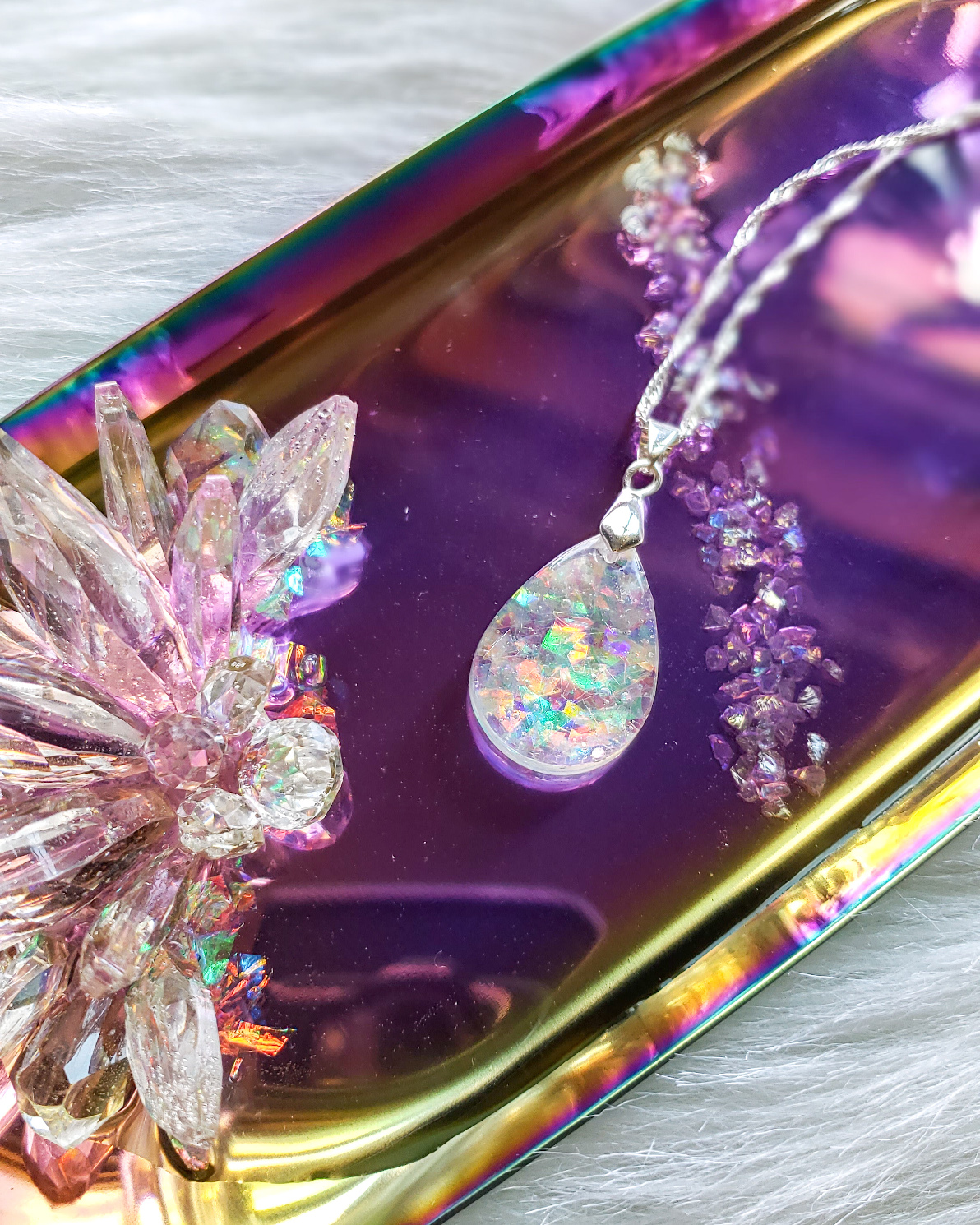 Holographic Teardrop Pendant
