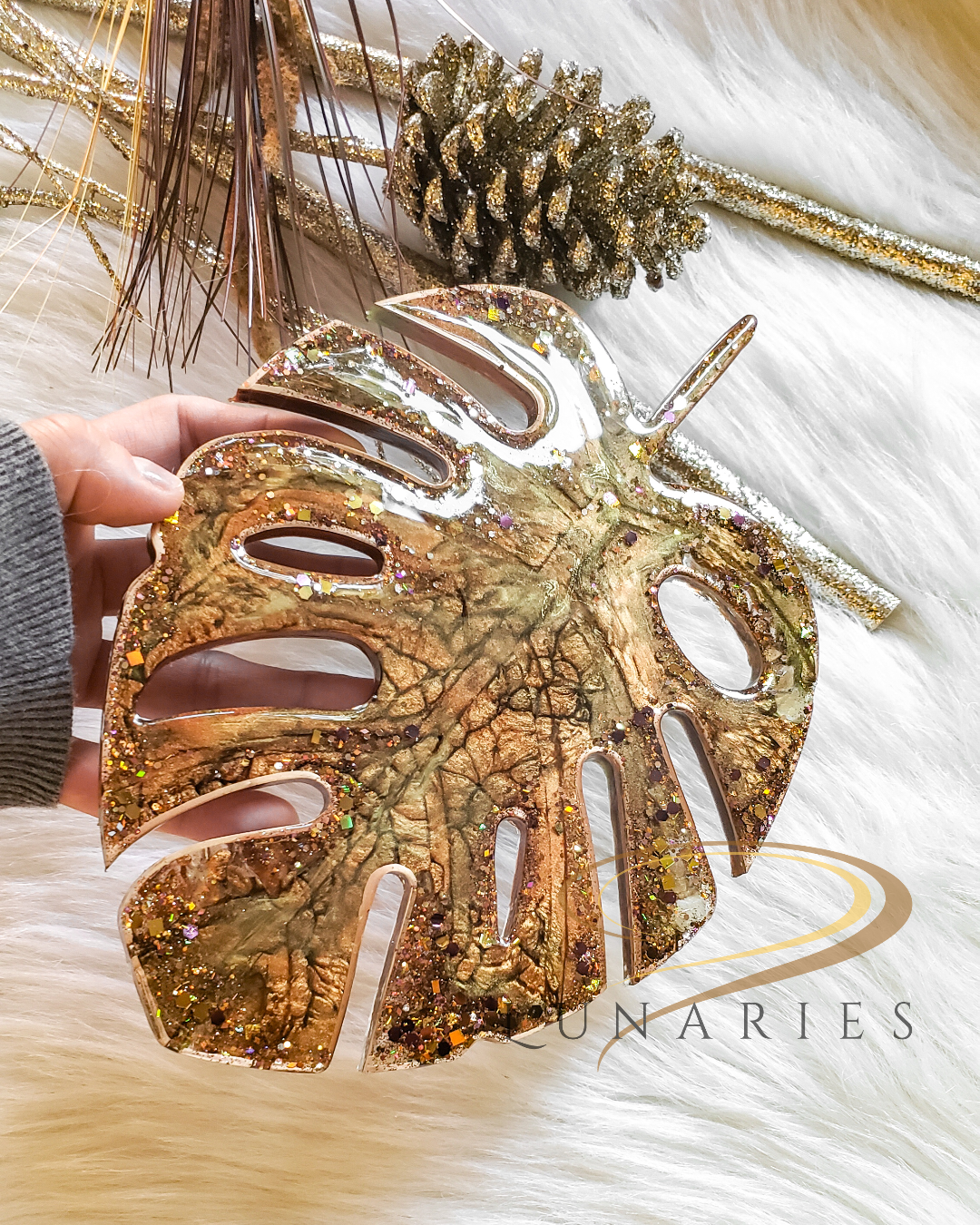 Resin Monstera Leaf