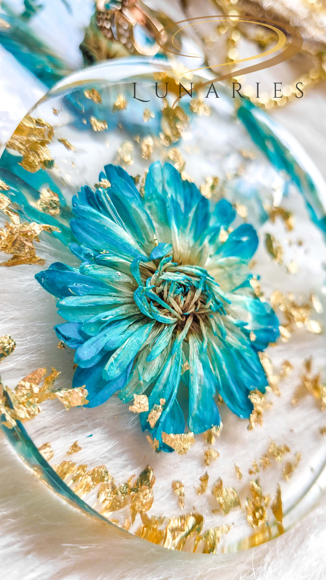 Coasters with Preserved Flowers - Light Blue - Image 4