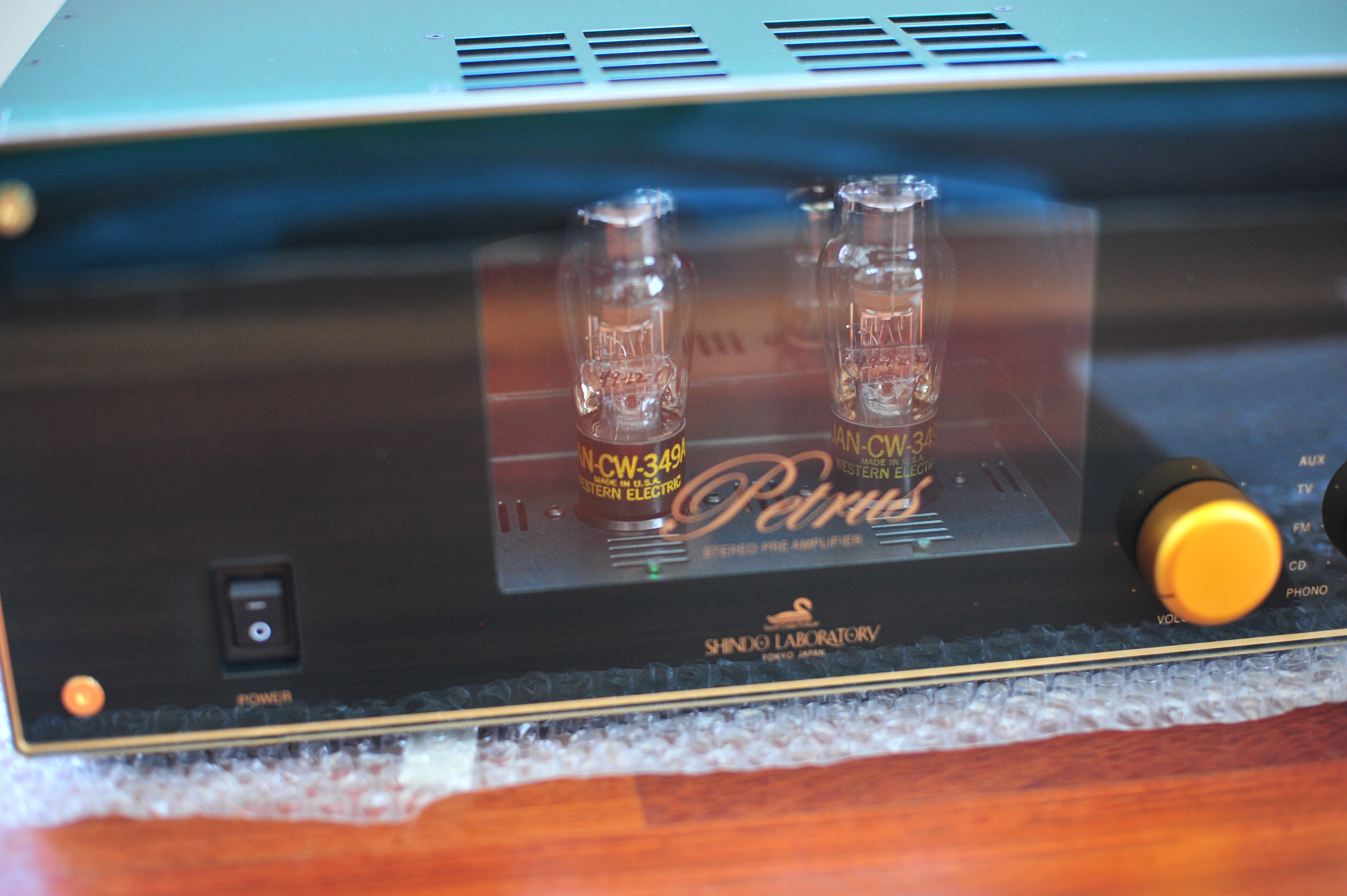 unwrapping petrvs preamplifier