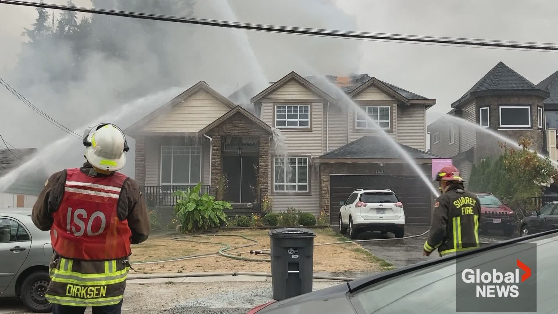 Abandoned Garage Fire Ignites Next Door Neighbour S Home And Empty House In Surrey B C Bc Globalnews Ca