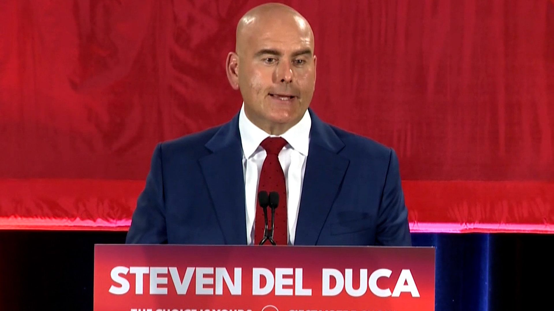 Click to play video: 'Ontario Election 2022: Liberal Leader Steven Del Duca announces resignation during concession speech'