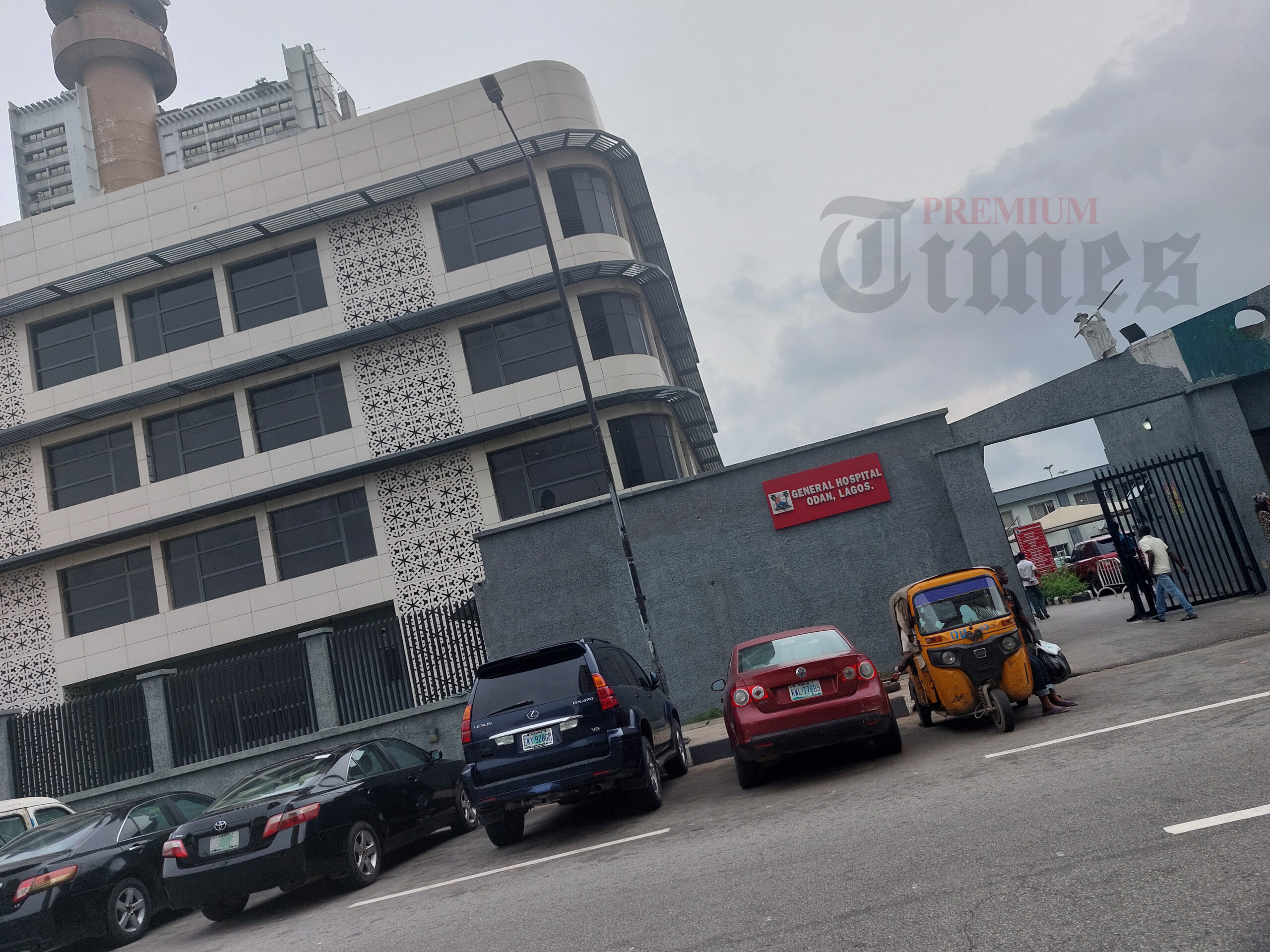 Entrance of General Hospital Lagos.