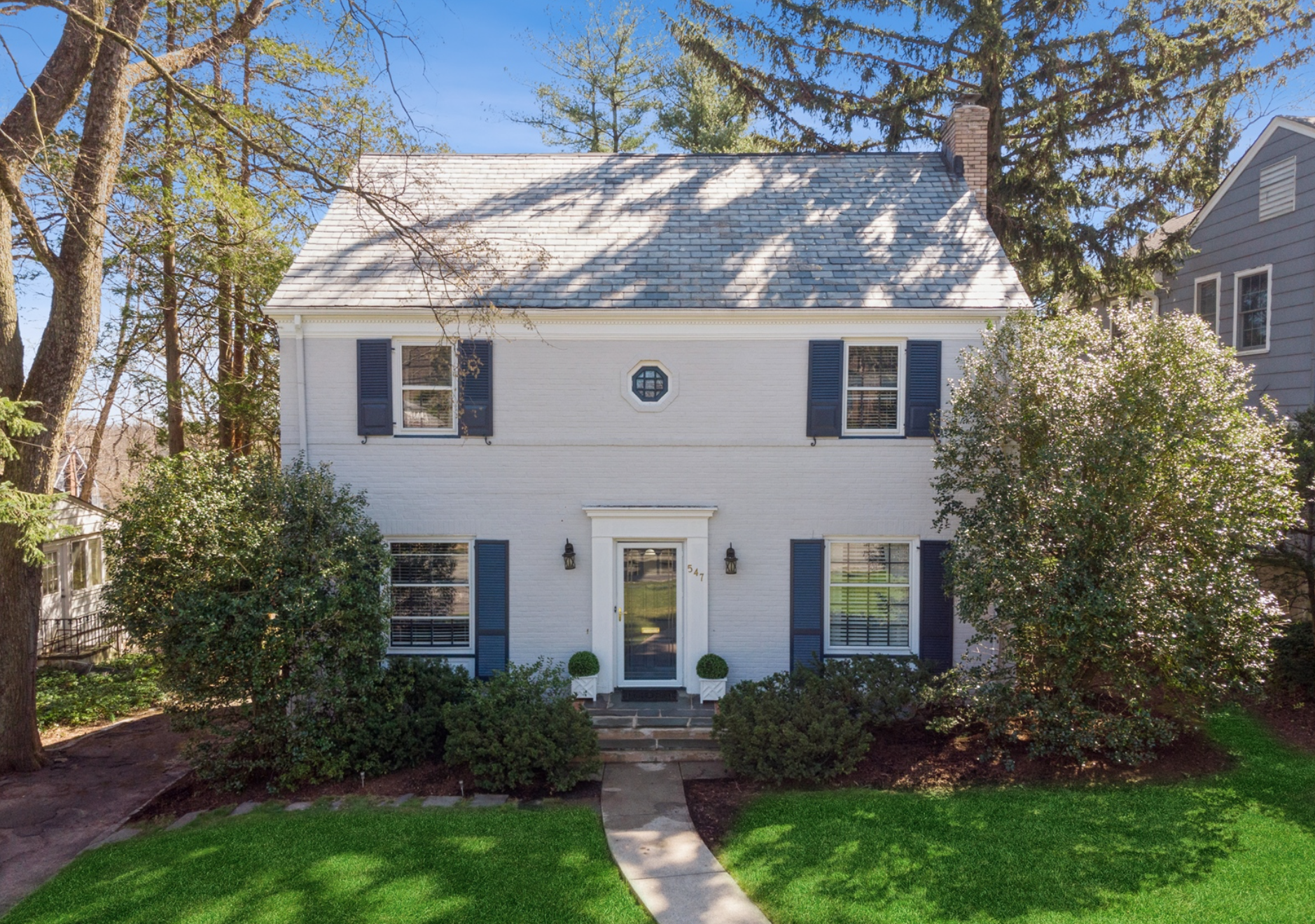 exterior front of 547 Park Street in Montclair