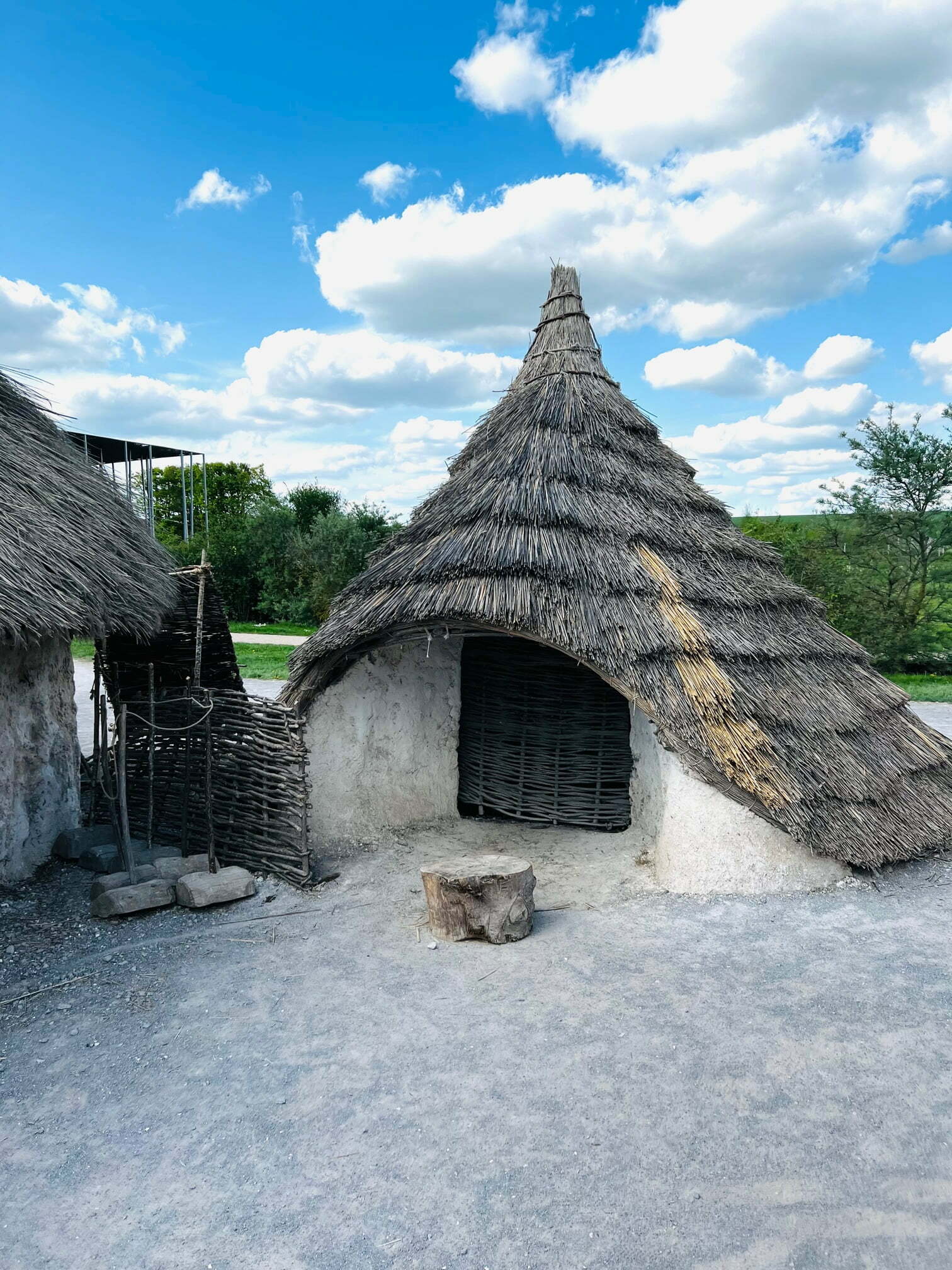 Know why stonehenge from london tour is so famous 17 Neolithic hut at stonehenge