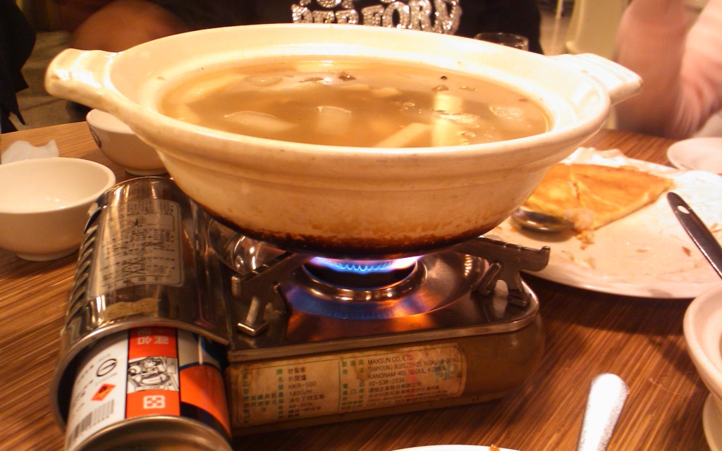 哪裡好吃哪裡去:美食避雷箴 【食記】這是川菜館?! ~ 台中南屯" KiKi restaurant " 【食記】這是川菜館?! ~ 台中南屯" KiKi restaurant " 中式 區域 南屯區 台中市 合菜 川菜 飲食/食記/吃吃喝喝