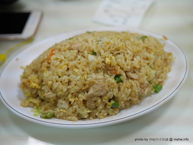 【食記】台中西濱蛋炒飯@南區忠孝夜市&中興大學 : 口感偏濕, 味道尚可的沙茶炒飯 中式 區域 午餐 南區 台中市 台式 夜市小吃 宵夜 小吃 晚餐 炒飯 飲食/食記/吃吃喝喝 麵食類