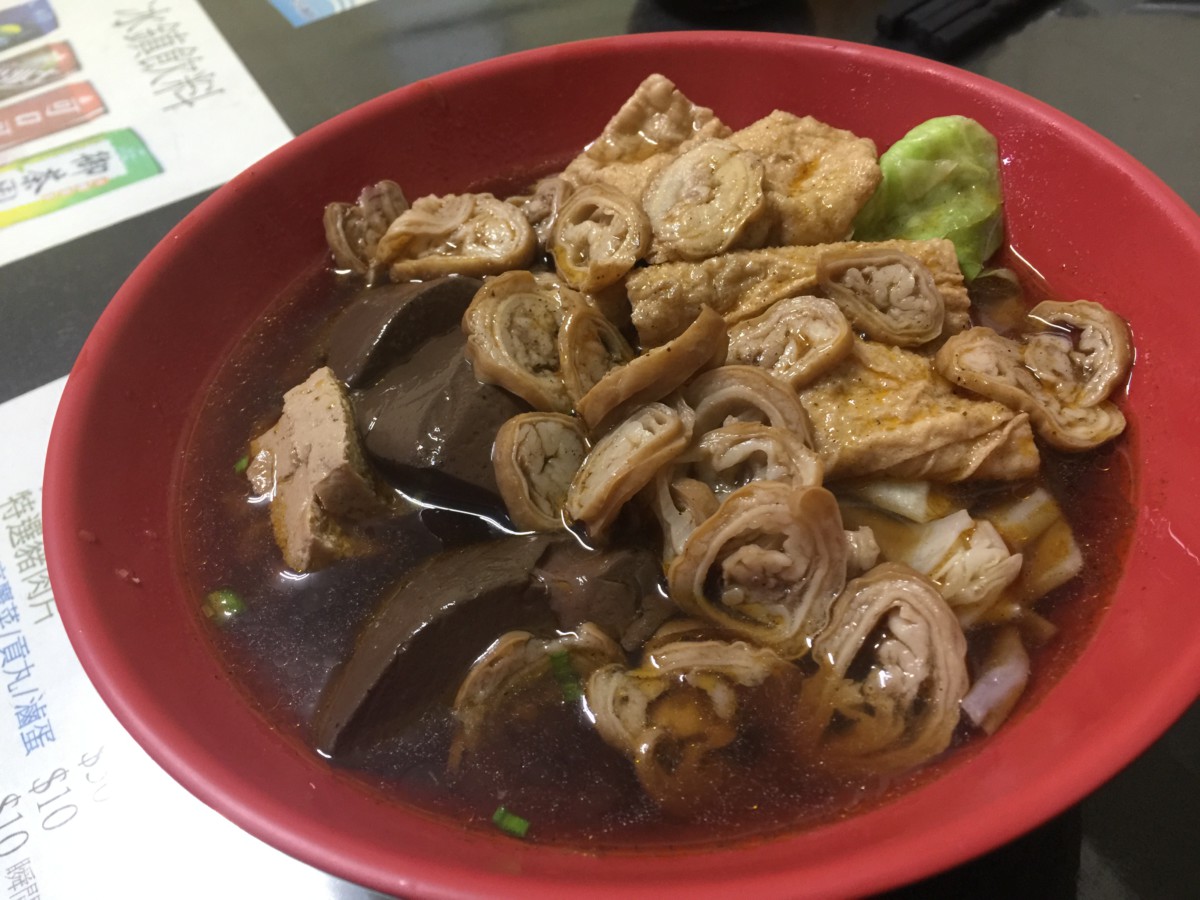 【食記】台中無名麻辣鴨血@西屯逢甲夜市&大鵬新城 : 真的會辣! 好久不見的銅板美味 DIY料理 區域 台中市 台式 西屯區 飲食/食記/吃吃喝喝 鴨血 麵食類 麻辣
