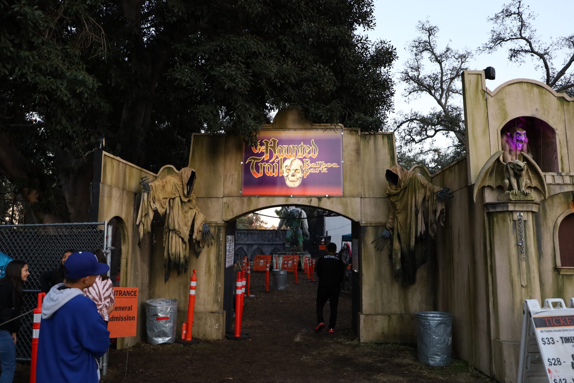 Review The Haunted Trail Of Balboa Park 2021 Hollywood Gothique