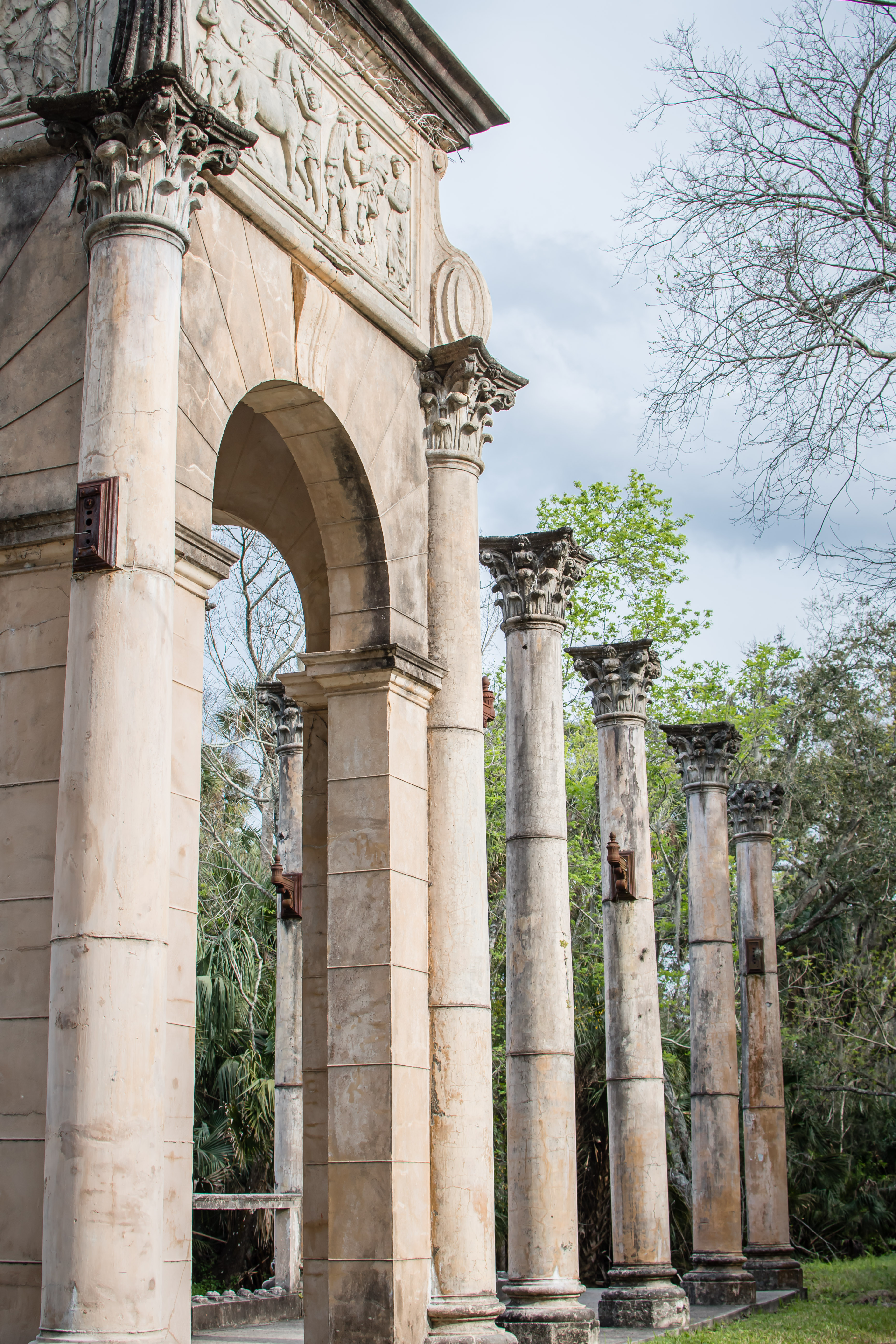 historic arches of calle grande
