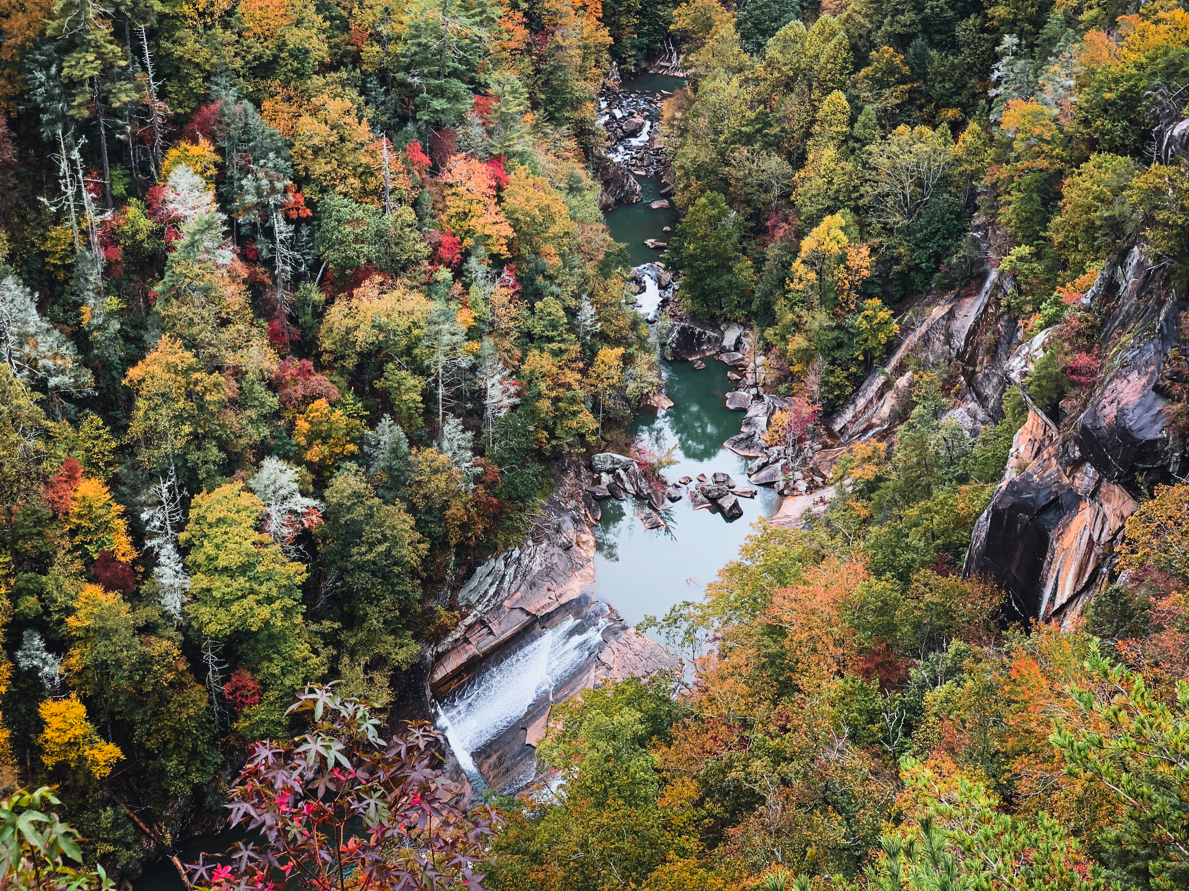 hiking at Tallulah Gorge Falls