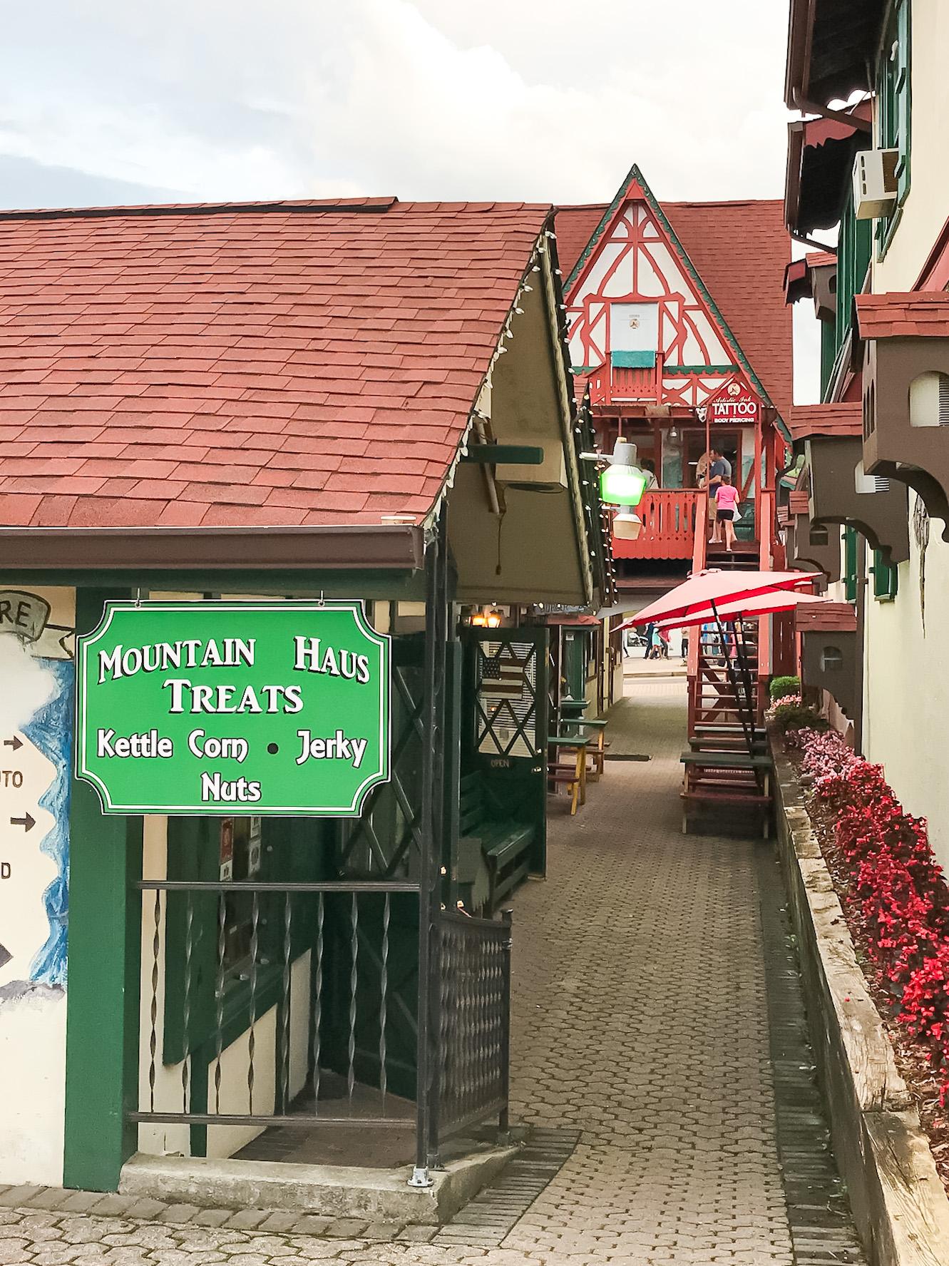 helen georgia alleys and candy shops