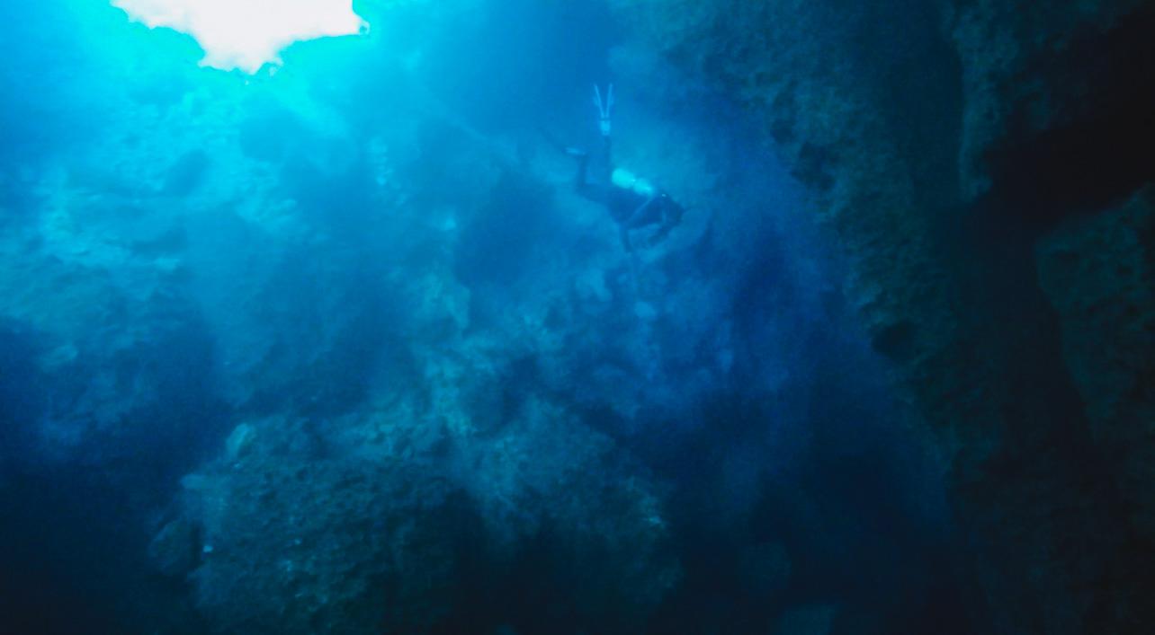 diving in an underwater spring cave