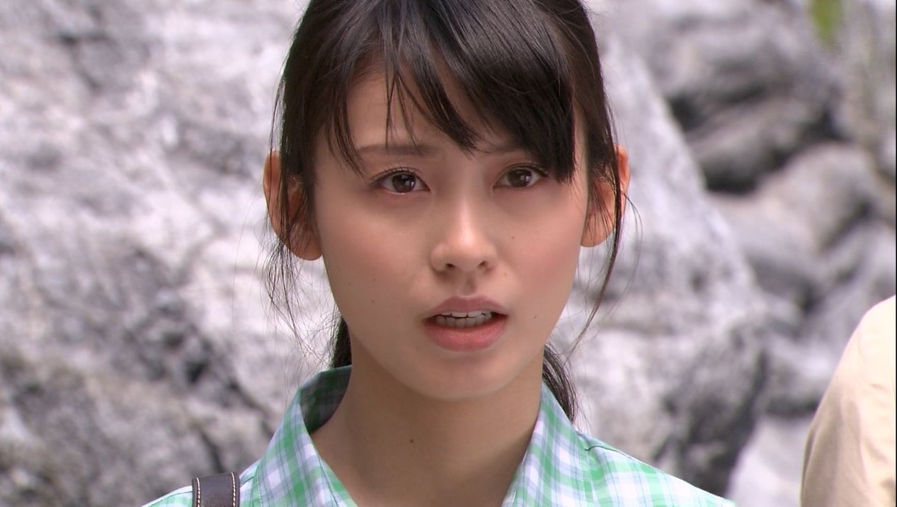 本仮屋ユイカのフライデー画像の衝撃的な真相 石原さとみ似の魅惑の妹とは No Title Journal