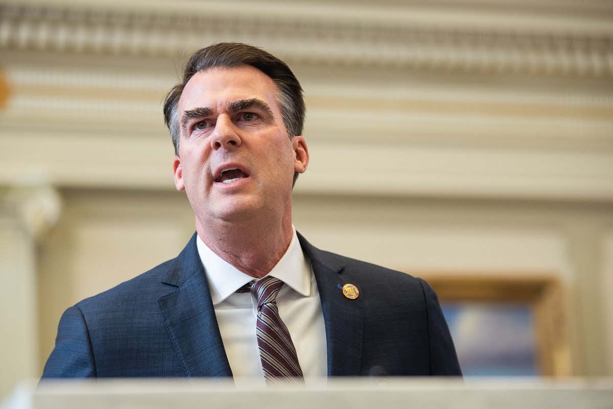 Stitt Vetoes Legislature’s Limits on State Superintendent’s Media Outreach