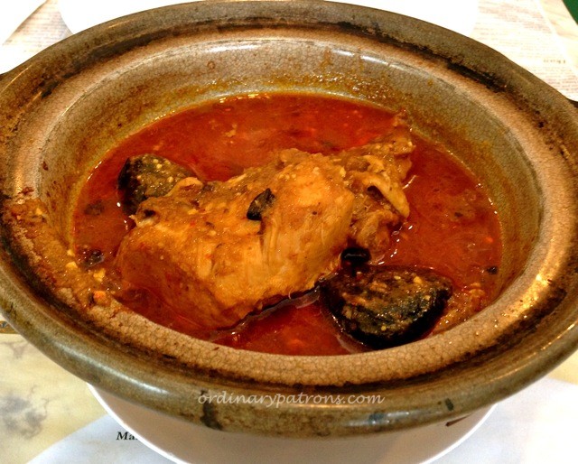 Ayam Buah Keluak