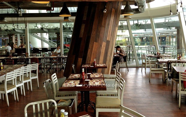 Morganfield's home of sticky bones Star Vista Singapore1