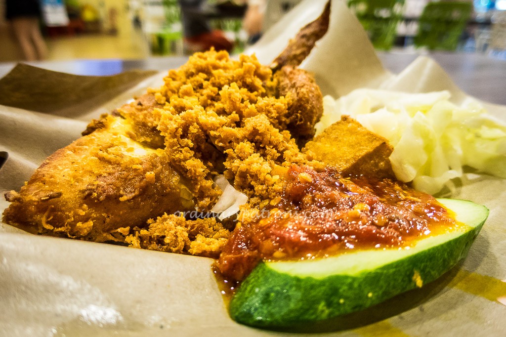Ayam Penyet