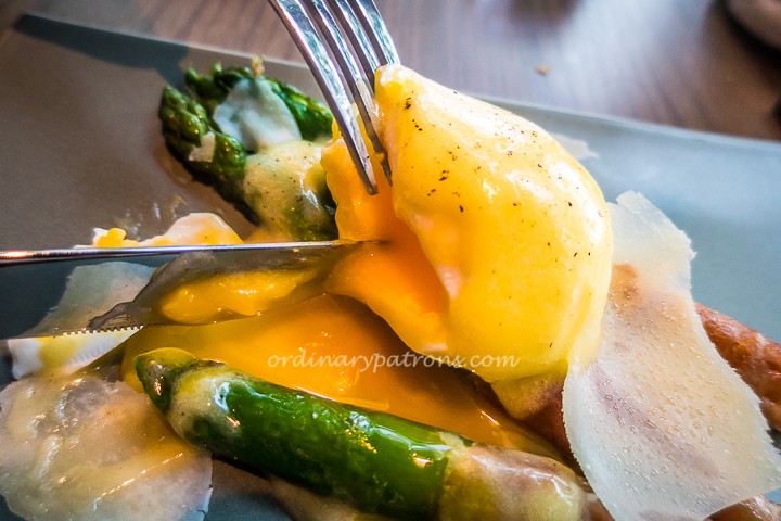 Asparagus Gordon Ramsay's Bread Street Kitchen Marina Bay Sands