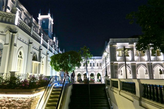 Coriander Leaf restaurant Chijmes - 3