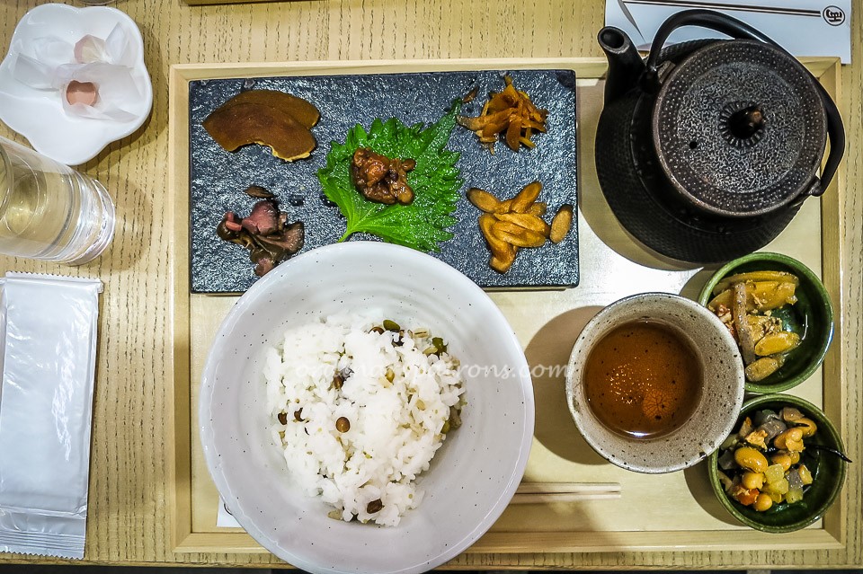 Eating in Nagoya Japan