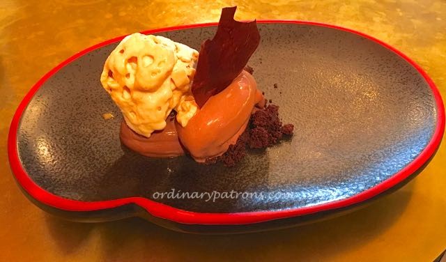 Ding Dong Singapore Restaurant - 14