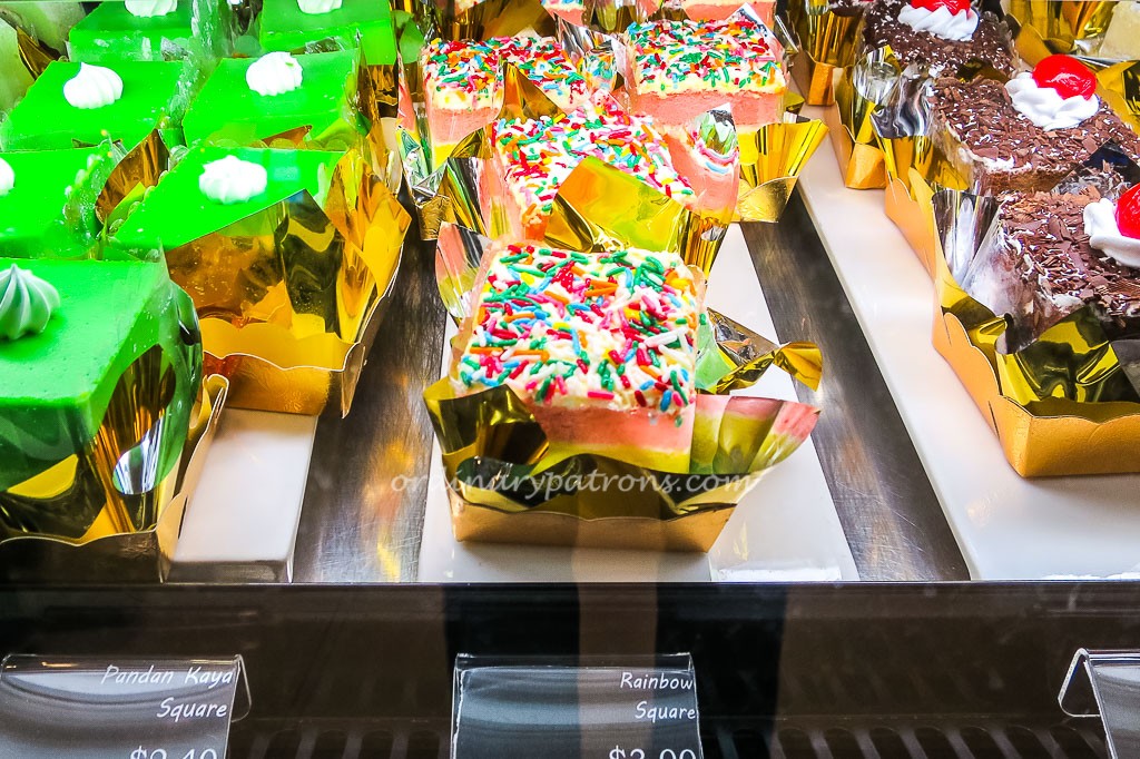 Han's cafe cakes
