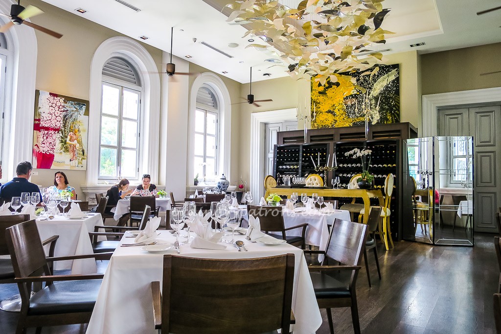 Flutes National Museum, Small Wedding Restaurants in Singapore