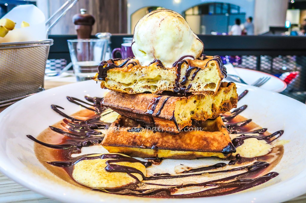 Olivia & Co Waffle