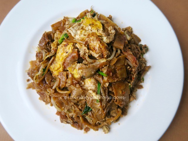 Guan Kee Fried Kway Teow at Ghim Moh Market - 7