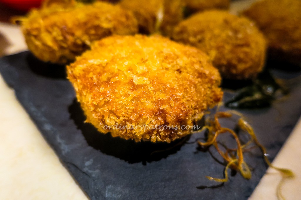 Beast & Butterflies Singapore Crab Cakes