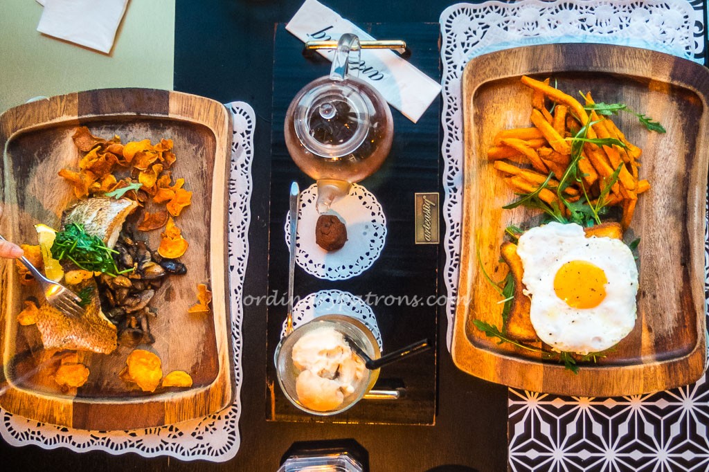  Arteastiq Boutique Tea House Plaza Singapura 