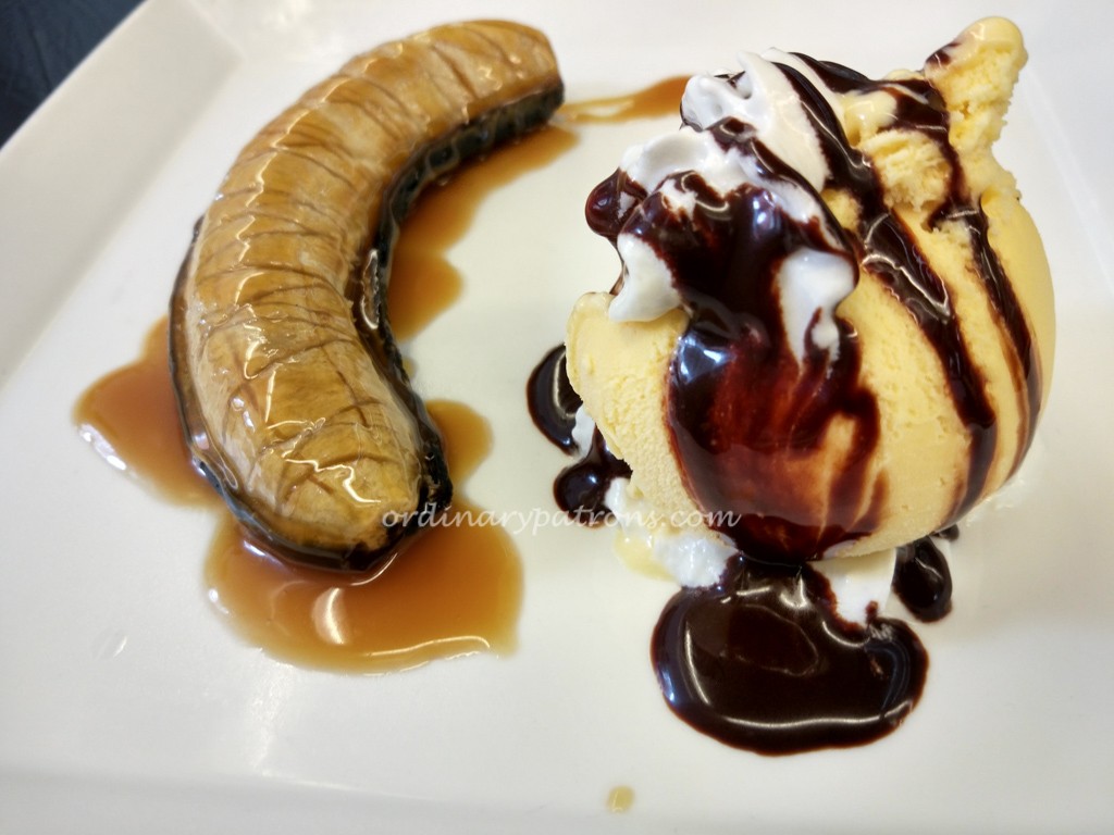Desserts at Collin's Restaurant