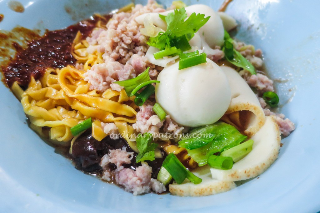 Traditional Teochew Fishball Noodles (Amoy Street Food Centre) 