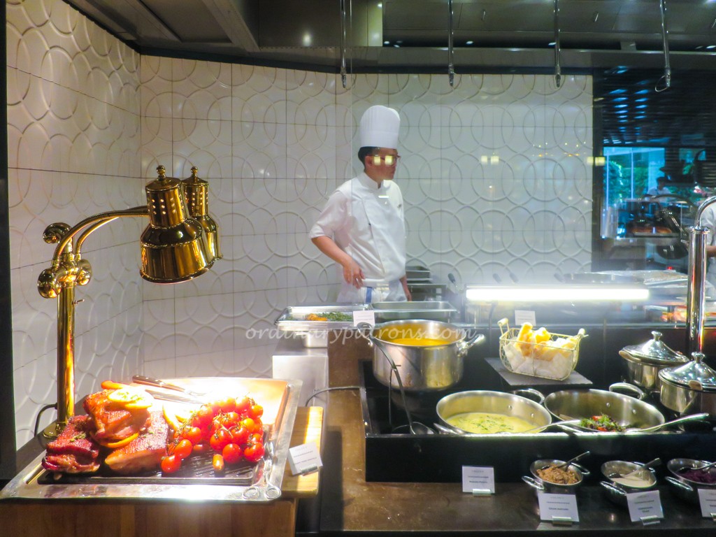 Grill at Colony Buffet