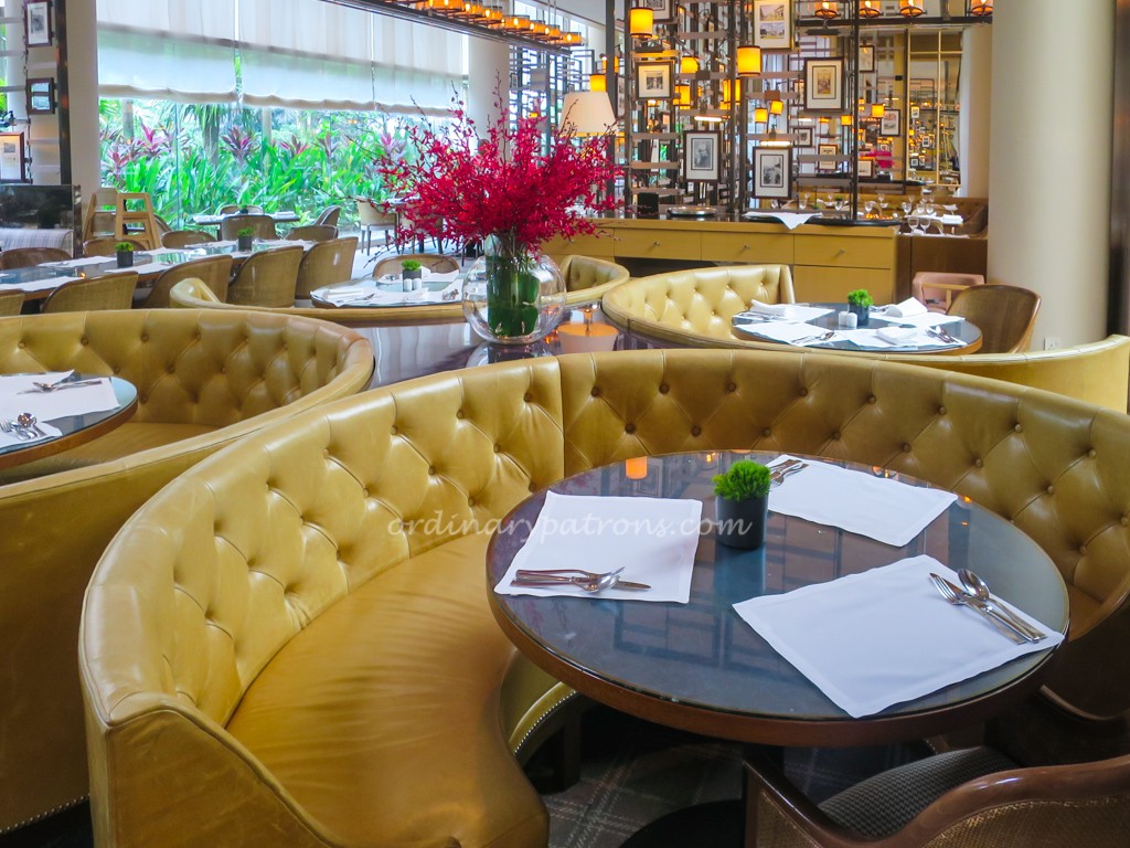 Buffet at Colony at The Ritz-Carlton Singapore