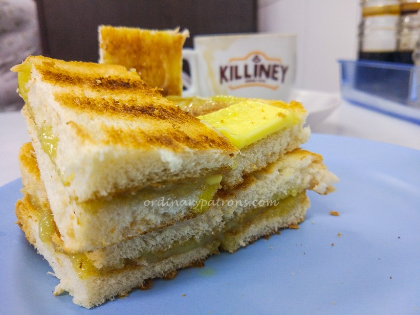 Singapore breakfast at Killiney Kopitiam