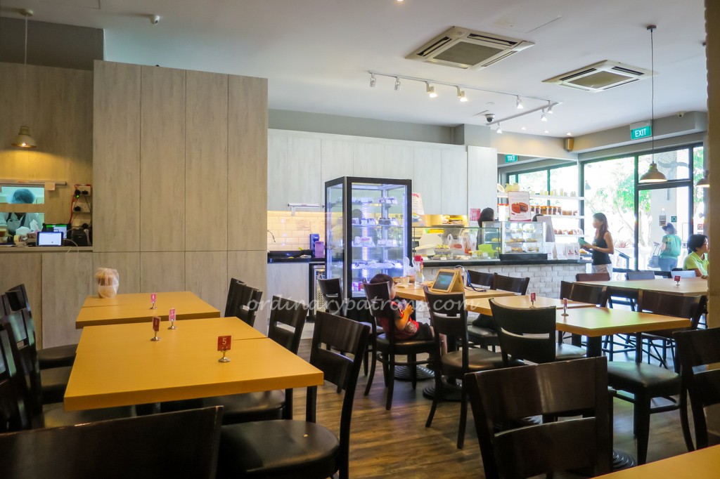 The Royals Cafe