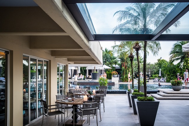 Dolce Vita offers modern Italian cuisine by the pool at Mandarin Oriental