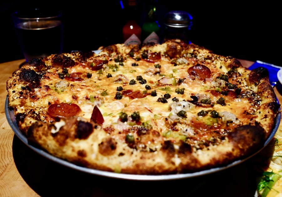 Blue Label Pizza & Wine Mandarin Gallery