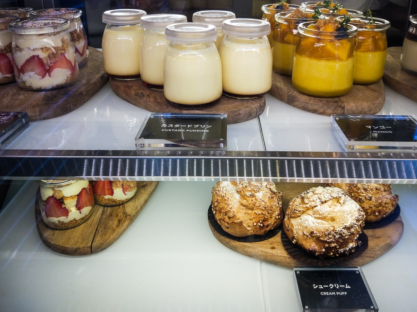 Parfait & Cream Puffs at Baristart 